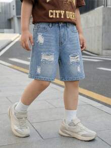 小男孩新款夏季休閒街頭酷感極簡時尚百搭舒適彈性腰水洗黑破洞牛仔短褲，適合日常出遊、戶外活動、旅行、家庭聚會、派對等 - 中等水洗藍 - 查看 3