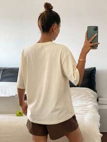 DAZY 純色寬鬆短袖T恤與短款睡褲2件套，夏季女款居家休閒套裝 - 杏色 - 查看 2