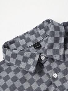 STYNVO Camicia a maniche corte a quadri comoda da uomo, con tasche doppie asimmetriche, adatta per occasioni formali o casual, tempo libero, vacanze, riunioni, ufficio semplice, abbigliamento casual da casa, stile versatile, perfetta per l'uso personale o come regalo per gli amici, camicia casual comoda molto venduta - nero - Visualizzare 5