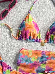 Swim Mod 3件組女款海灘夏季度假套裝，花卉紋理面料掛脖上衣、側綁帶比基尼泳褲、純色網紗裙，海灘度假比基尼套裝 - 彩色 - 查看 5