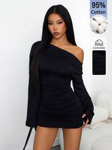 SHEIN PETITE 女款時尚性感素色不對稱領迷你洋裝 黑色露肩洋裝 大腿開衩洋裝 黑色性感洋裝 女款黑色性感套裝 黑色長袖洋裝 黑色緊身洋裝 - 黑色 - 查看 3