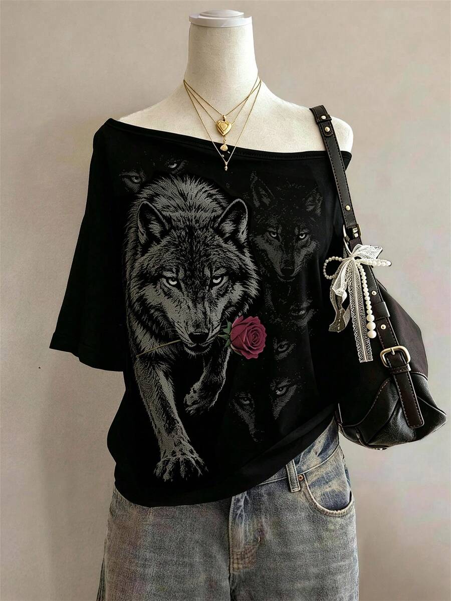 Lalippa Wolf Pattern Print Fashion Minimalist Women's Round Neck T-Shirt Friend's Gift - Black - View 1