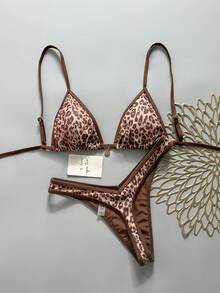 Swim SXY 女款兩件式性感比基尼泳衣套裝，春夏度假款，動物印花隨機圖案，金色花卉圓盤裝飾，三角比基尼上衣搭配高衩丁字褲下著 - 彩色 - 查看 1