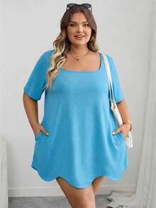 SHEIN CURVE+ Curve 大尺碼女裝/秋季女裝/冬季女裝/大尺碼方領不對稱下擺口袋短袖T恤黑色上衣 8XL 6XL 5XL 大尺碼女裝上衣，女性度假穿搭秋季冬季 CURVE PLUS - 藍色 - 查看 3