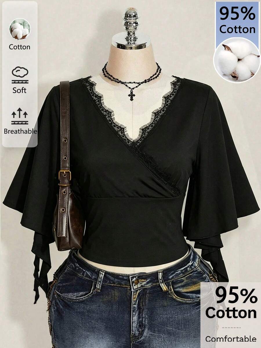 SHEIN ICON 女款大尺碼復古優雅性感都市現代時尚休閒 Y2K 千禧風基礎百搭蕾絲 V 領荷葉袖黑色修身 95% 棉 T 恤，適合音樂節 - 彩色 - 查看 1