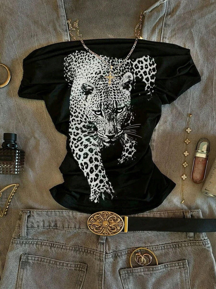 IslaSuriya Kaos Kasual Wanita Motif Leopard Model Bahu Terbuka Warna Hitam - Hitam - View 1