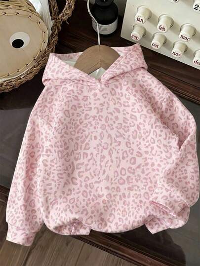 Young Girl Casual Minimalist Retro College Pink Leopard Print Loose Round Neck Comfortable Thick Long Sleeve Sweatshirt Suitable For Autumn & Winter, Autumn & Winter Sweatshirt For Girls, Stylish Girl, Girly Style