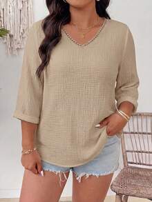 GlowEve CURVE Plus Size Versatile Linen Textured V-Neck Floral Blouse - Khaki - View 3
