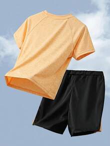 SHEIN Leap Crew 兒童青少年男孩字母印花插肩袖短袖T恤與短褲2件式運動套裝 - 綠色 - 查看 2