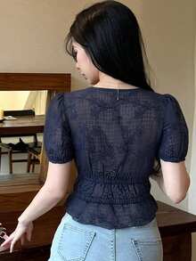 Joudiya 春夏藍色深色花卉刺繡休閒街頭婚宴收腰繫帶前襟短袖女式襯衫 - 藏蓝色 - 查看 4