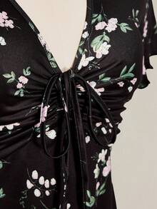 SHEIN ICON 大尺碼女款花卉印花休閒約會派對洋裝 - 黑色 - 查看 8