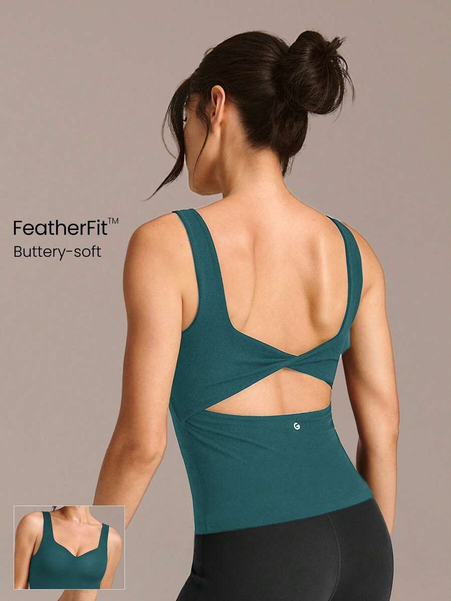 GLOWMODE FeatherFit™ Soft Win 奶油般柔軟心形領扭轉露背可拆式胸墊長版背心,低衝擊瑜珈皮拉提斯工作室日常穿著 - 墨綠色 - 查看 1