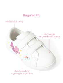 SHEIN X Care Bears 兒童時尚印花休閒白色鞋，運動、日常戶外跑步、上學，柔軟舒適 - 白色和紫色 - 查看 2