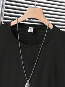 SHEIN Vacaura 青少年男孩休閒舒適長袖連帽衛衣與長褲套裝 - 黑色 - 查看 5
