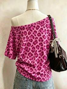Lalippa Pink Leopard Print Digital Print Fashion Minimalist Women's Round Neck T-Shirt, Gift For Friends - Multicolor - View 2
