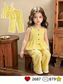 SHEIN Elladie kids 春夏女童活力田園風格紋雛菊套裝，藍白格紋布料搭配清新雛菊印花，方領收腰背心上衣與寬腿褲，鈕扣＋荷葉邊下擺設計增添俏皮魅力，清新活力風格，舒適寬腿褲版型，適合日常出遊與週末野餐 - 黃色 - 查看 9