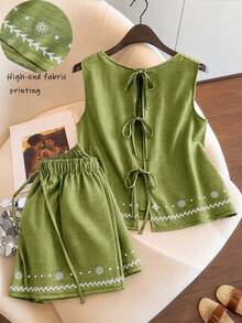 GlowEve CURVE Plus Size Hem Embroidery Cardigan Sleeveless Women's Vest Waist Rope Decor Women's Shorts - Green - View 1