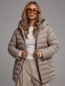 RueChic Abrigo acolchado con cremallera con capucha - Camel - Ver 1