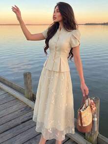 Modelyn 女士春夏杏色针织花瓣袖收腰A字上衣和杏色梭织刺绣A字优雅浪漫半裙两件套 - 杏色 - 查看 7