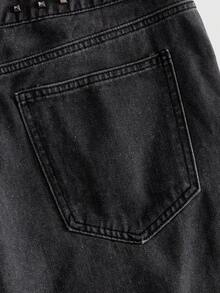 ROMWE MEN Men's Loose Fit Denim Shorts With Rivet Decoration - Black - View 4