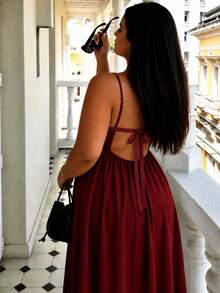 Cévolie Plus Size Slimming Backless Spaghetti Strap Dress, High Waist Tummy Control Flattering Design, Flowy Draping Fabric, Summer Vacation Elegant Burgundy - Burgundy - View 2
