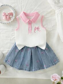 SHEIN Playful Pals 女嬰甜美無袖 Polo 領羅紋上衣與牛仔百褶裙 2 件套，夏季新款可愛休閒學院風，淺藍色水洗牛仔布搭配蝴蝶結刺繡圖案，柔軟親膚面料，修身顯瘦，適合日常穿搭、女嬰日、夏季度假海灘 - 粉色 - 查看 2