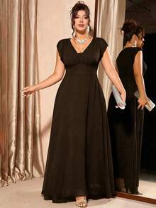 Elenzga Plus Size Women's V-Neck Short Sleeve Solid Color Elegant Maxi Dress For Party And Gathering - Brown - View 3