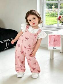 SHEIN Playful Pals 男女幼童 0-3 歲 春/秋季 全身印花 粉色 & 多色調蝴蝶結圖案印花 時尚百搭基礎款 燈芯絨吊帶長褲套裝，胸前口袋設計，柔軟舒適面料，休閒版型 適合外出、居家、春秋穿著 - 粉色 - 查看 2