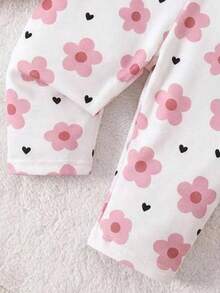 SHEIN 新生女嬰可愛夏季休閒針織粉色圖案短袖居家服套裝 - 淺粉色 - 查看 7