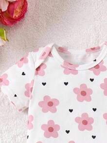 SHEIN 新生女嬰可愛夏季休閒針織粉色圖案短袖居家服套裝 - 淺粉色 - 查看 4