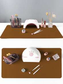 1 Peça Tapete de Mesa para Arte de Unhas à Prova d'Água e Durável, Feito de Couro PU Macio e à Prova d'Água, Projetado para Mesas de Estúdio e Apoios de Braço Dobráveis para Arte de Unhas. Ideal para Artistas de Unhas em Salões e para Uso Doméstico. - Gesso - Visão 5