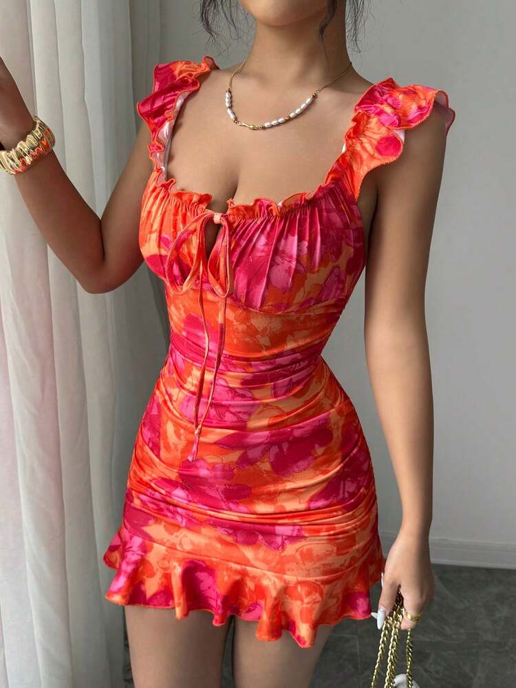 SHEIN Tall Vestido mini sexy con estampado floral y plisado para citas y fiestas para mujer - Marrón - Añade 4