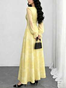 Modelyn Vestido largo de mujer con cuello cuadrado y mangas farol, estampado de flores de hibisco en estilo ditsy, cintura ceñida, vestido floral de color amarillo claro, adecuado para vacaciones de verano y uso diario - Multicolor - Ver 2