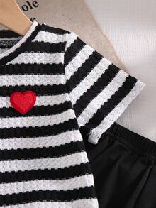 Genkimix Kids 女嬰夏季兩件套，條紋圓領短袖上衣 + 黑色長褲，度假休閒風 - 黑與白 - 查看 8