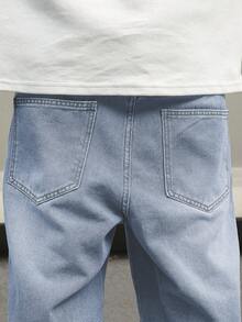 Manfinity EMRG Pantalones cortos vaqueros tipo 'jorts' de cinco bolsillos, de corte holgado y rotos para hombre - Lavado ligero - Ver 7