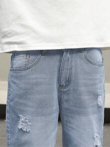 Manfinity EMRG Pantalones cortos vaqueros tipo 'jorts' de cinco bolsillos, de corte holgado y rotos para hombre - Lavado ligero - Ver 8