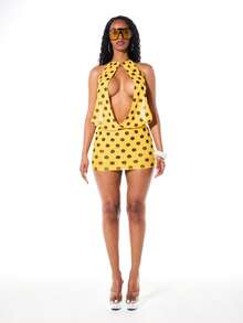 SUMWON WOMEN Polka Punkt drapiertes Neckholder Mini Kleid Strandkleid mit tiefem Ausschnitt und Rückenbindung - Gelb - Übersicht 3