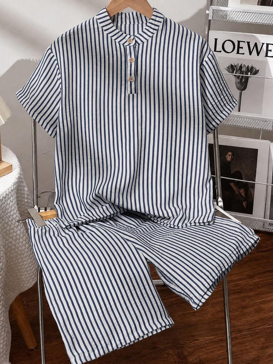2pcs/Set Tween Boys Casual Vacation Striped Half-Button Shirt Set, Suitable For Daily Commute, Vacation, School And Multiple Occasions - Navy Blue - View 1