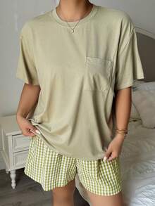 Dazy Plus 2pcs Casual Home Wear Set, Solid Color Round Neck Short Sleeve Top & Plaid Short Loose Pajama Pants, Plus Size Women's Spring/Summer Sleepwear Set - Green - View 6
