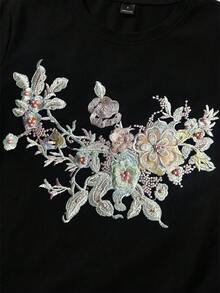 GlowEve Women's Spring/Summer Casual 3D Applique Embroidered T-Shirt, Women's Round Neck Short Sleeve T-Shirt, Suitable For Daily Casual Wear - Black - View 4