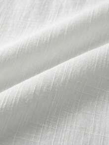 SHEIN Essnce Camisa blanca de botones holgada y cómoda para mujer talla grande, estilo casual tradicional minimalista, con bolsillos grandes, top de primavera/otoño/verano - Blanco - Ver 6