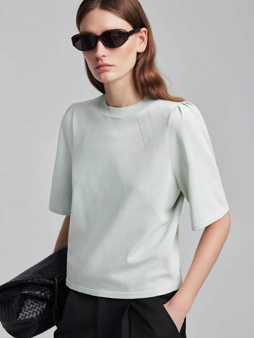 Women's Comfortable Knit Fabric Fitted All-Season Versatile Urban Minimalist Fashion Business Casual Office Wear Elegant High-End Commute Knit Top