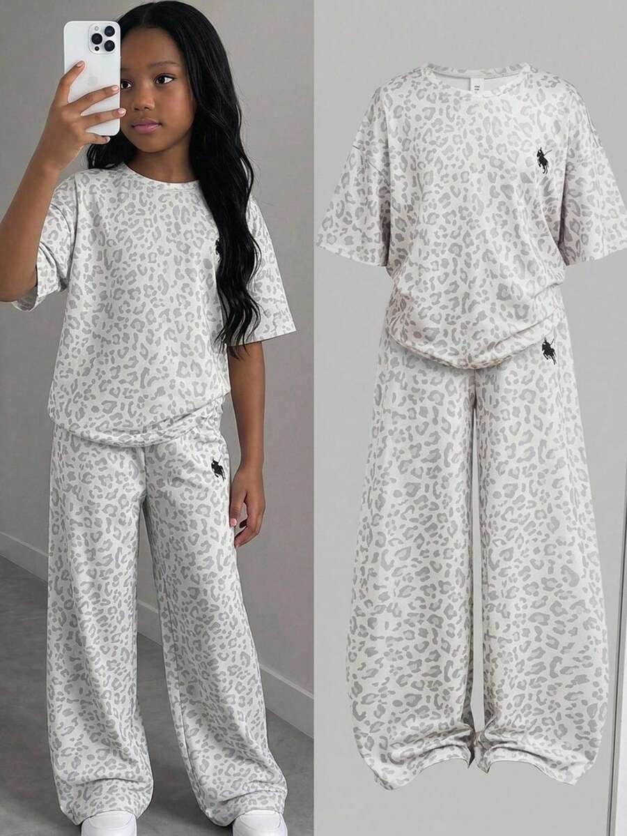 SHEIN Tween女孩休閒日常寬鬆時尚圓領豹紋與小馬圖案T恤長褲套裝 - 灰色 - 查看 1