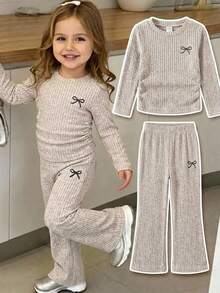 SHEIN Conjunto de 2 piezas para bebé niña de punto color liso versátil con patrón de lazo manga larga y pantalones largos gris claro - Multicolor - Ver 6