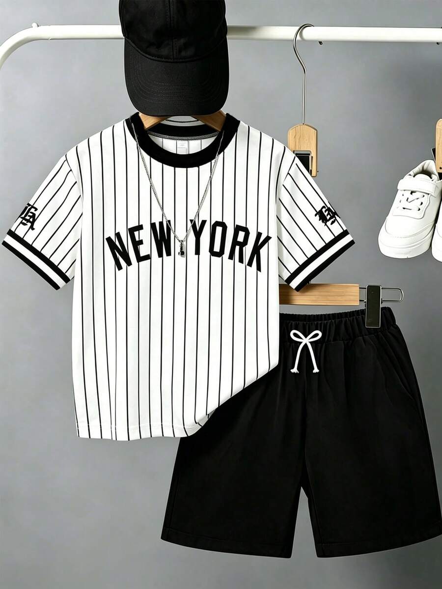 SHEIN 青少年男孩字母條紋圓領短袖T恤與短褲休閒套裝 - 彩色 - 查看 1