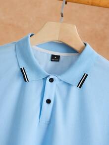 Manfinity Homme 男士條紋短袖極簡商務休閒 Polo 衫，夏季，正式 - 淺藍色 - 查看 4