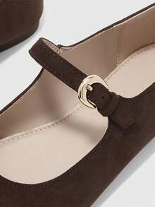 CUCCOO BIZCHIC Women's Retro Elegant Commuting Casual Contrast Trim Adjustable Buckle Flat Shoes - Chocolate brown, - View 7