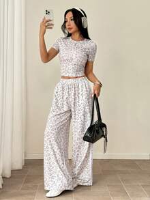 SHEIN PETITE Setelan Kasual Musim Panas Motif Leopard: Kaos dan Celana 2 Potong - Light Grey - View 3