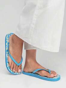 Grefit Sandalias de dedo con estampado de leopardo, zapatos de triángulo para vacaciones de verano en la playa, pantuflas cómodas para usar en casa - Azul cielo - Ver 9