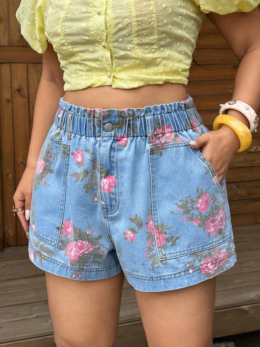 Sunnyshic Damen-Denim Shorts in großen Größen mit Blumenmuster, lässig und vielseitig für den Alltag - Helle Waschung - Übersicht 1